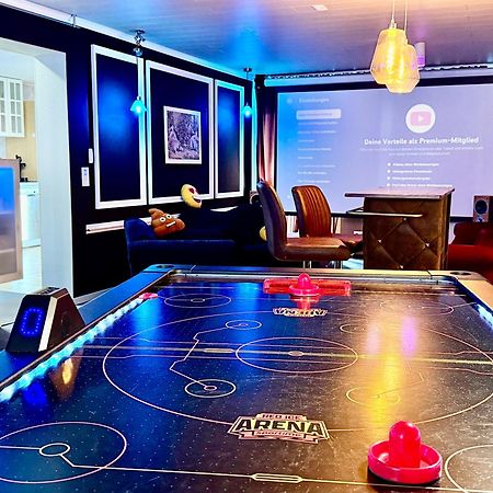 Bookeinfach Bad Ems - Private - Sauna Jacuzzi Whirlpool Swimmingpool Alahna Sup Beachvolleyball Billiards Ping Pong Cinema Theater Music Disco Ball Bbq Und Parkplaetze Zewnętrze zdjęcie