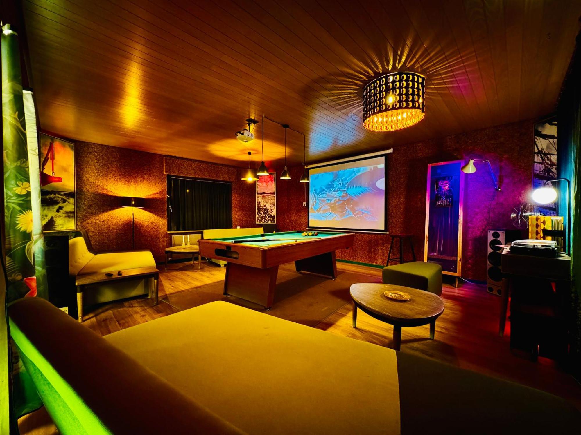 Bookeinfach Bad Ems - Private - Sauna Jacuzzi Whirlpool Swimmingpool Alahna Sup Beachvolleyball Billiards Ping Pong Cinema Theater Music Disco Ball Bbq Und Parkplaetze Zewnętrze zdjęcie