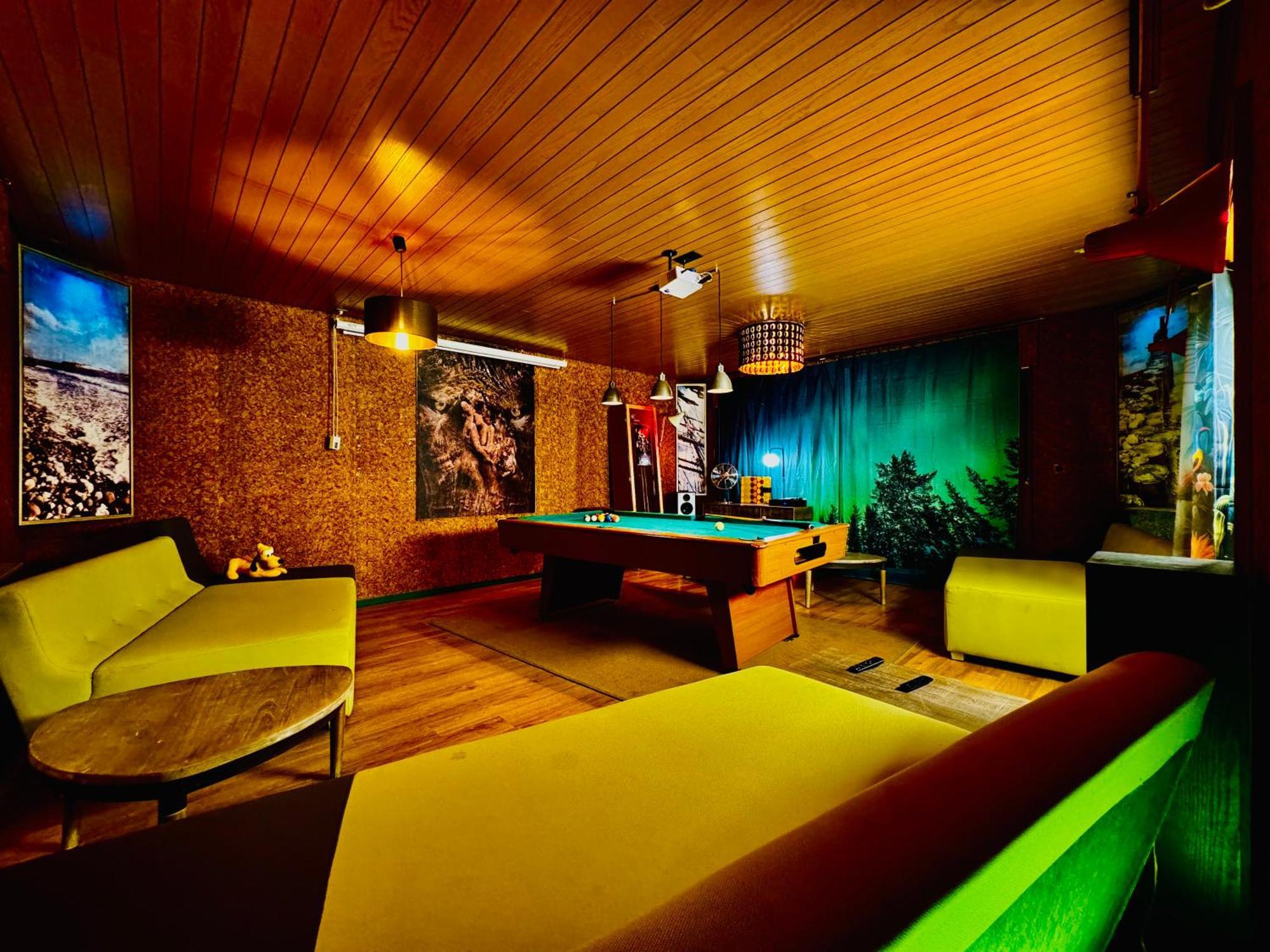Bookeinfach Bad Ems - Private - Sauna Jacuzzi Whirlpool Swimmingpool Alahna Sup Beachvolleyball Billiards Ping Pong Cinema Theater Music Disco Ball Bbq Und Parkplaetze Zewnętrze zdjęcie