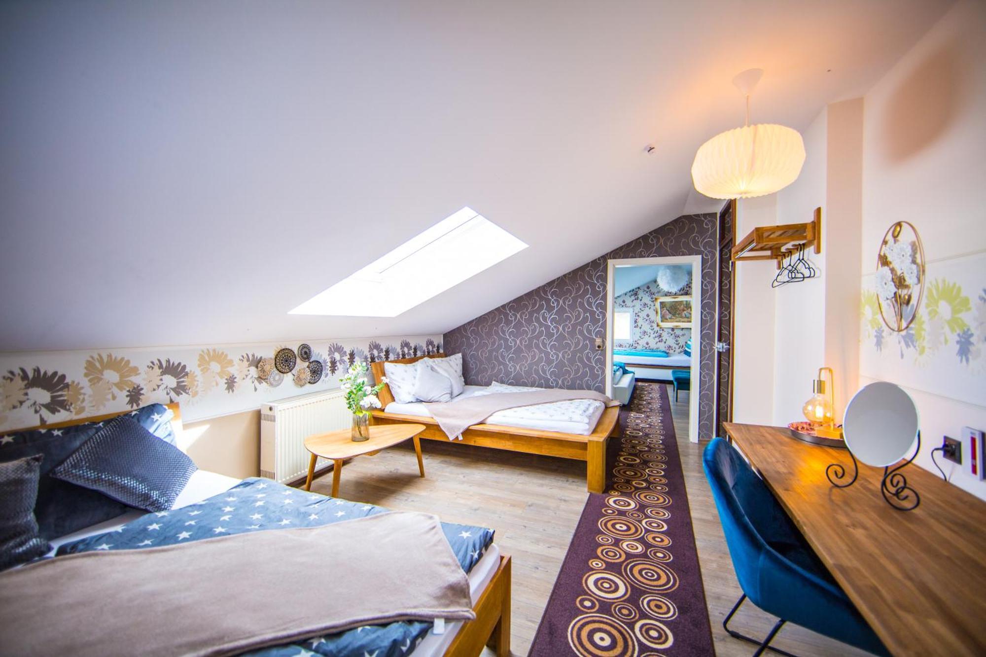 Bookeinfach Bad Ems - Private - Sauna Jacuzzi Whirlpool Swimmingpool Alahna Sup Beachvolleyball Billiards Ping Pong Cinema Theater Music Disco Ball Bbq Und Parkplaetze Zewnętrze zdjęcie