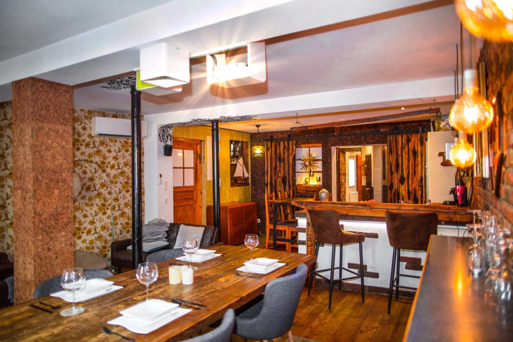 Bookeinfach Bad Ems - Private - Sauna Jacuzzi Whirlpool Swimmingpool Alahna Sup Beachvolleyball Billiards Ping Pong Cinema Theater Music Disco Ball Bbq Und Parkplaetze Zewnętrze zdjęcie