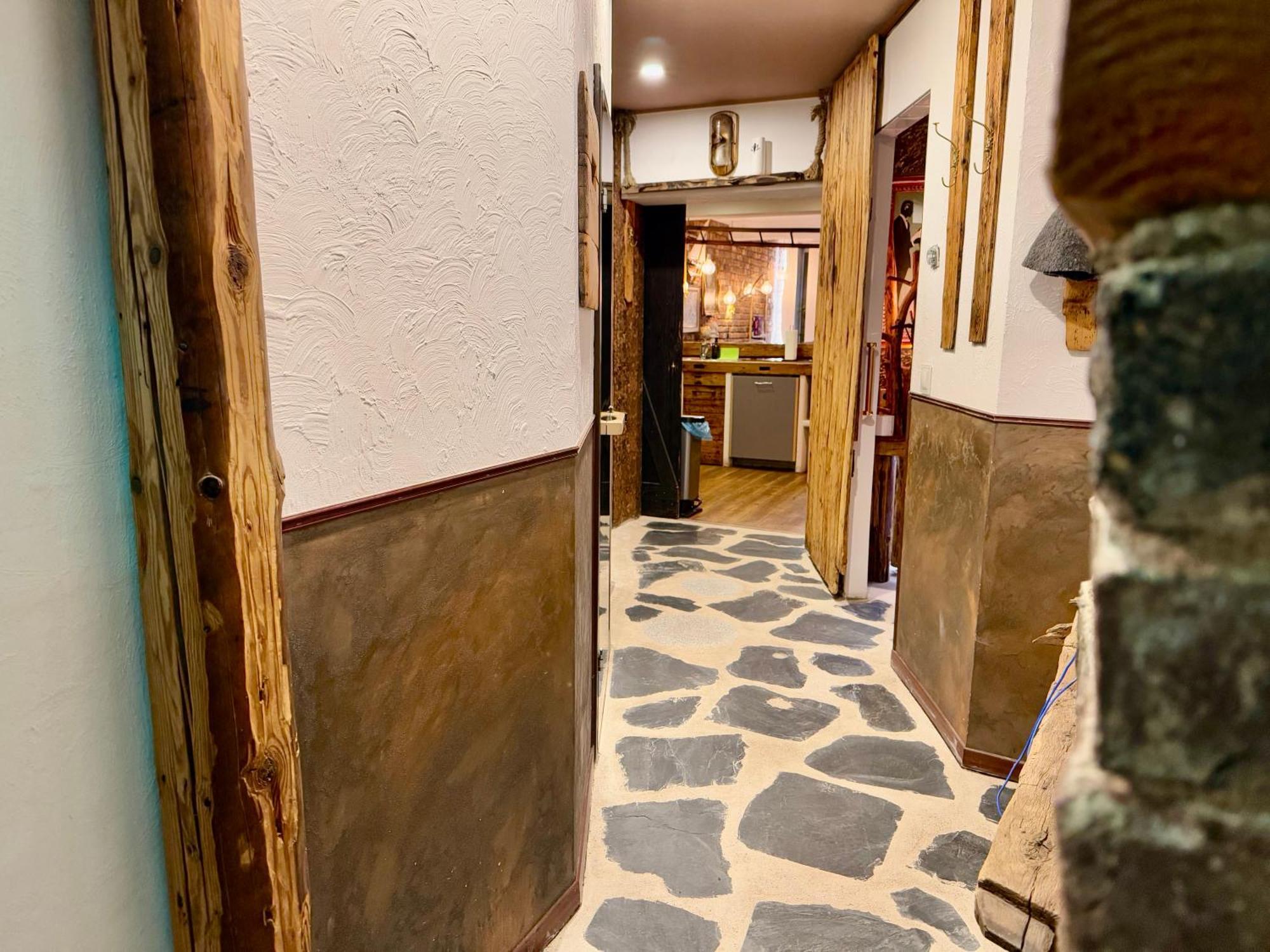 Bookeinfach Bad Ems - Private - Sauna Jacuzzi Whirlpool Swimmingpool Alahna Sup Beachvolleyball Billiards Ping Pong Cinema Theater Music Disco Ball Bbq Und Parkplaetze Pokój zdjęcie