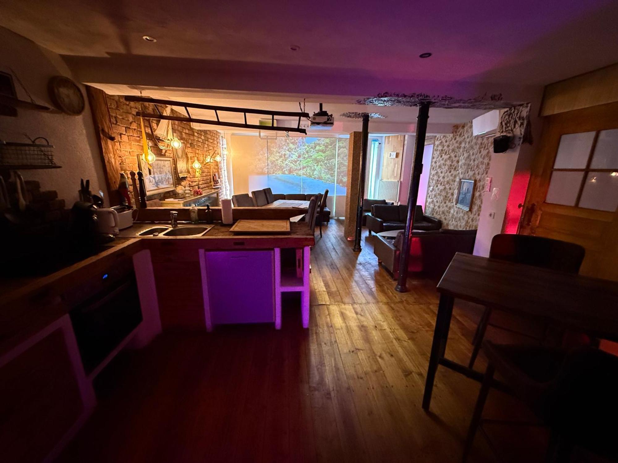 Bookeinfach Bad Ems - Private - Sauna Jacuzzi Whirlpool Swimmingpool Alahna Sup Beachvolleyball Billiards Ping Pong Cinema Theater Music Disco Ball Bbq Und Parkplaetze Zewnętrze zdjęcie
